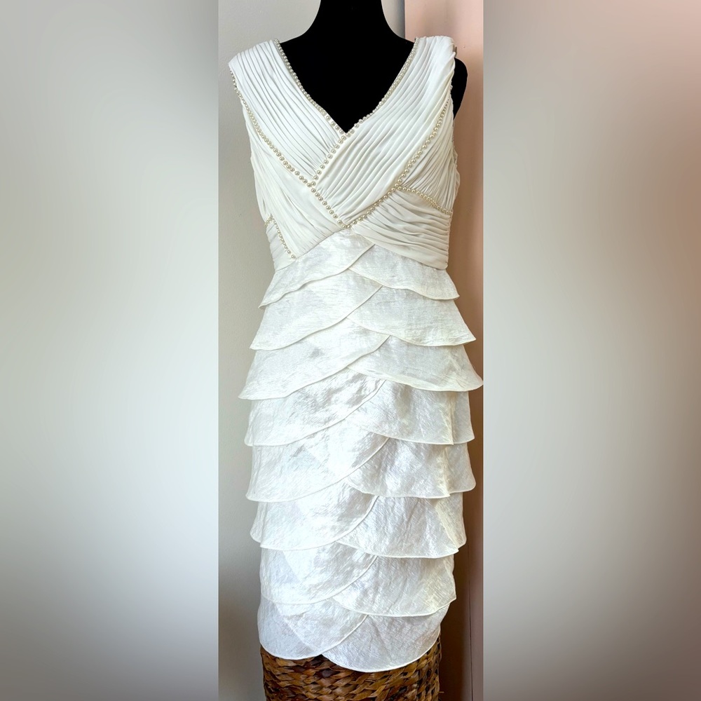 Adrianna Papell white pearl Tiered Cocktail Dress 6